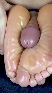 Dream Sexy Oiled Feet