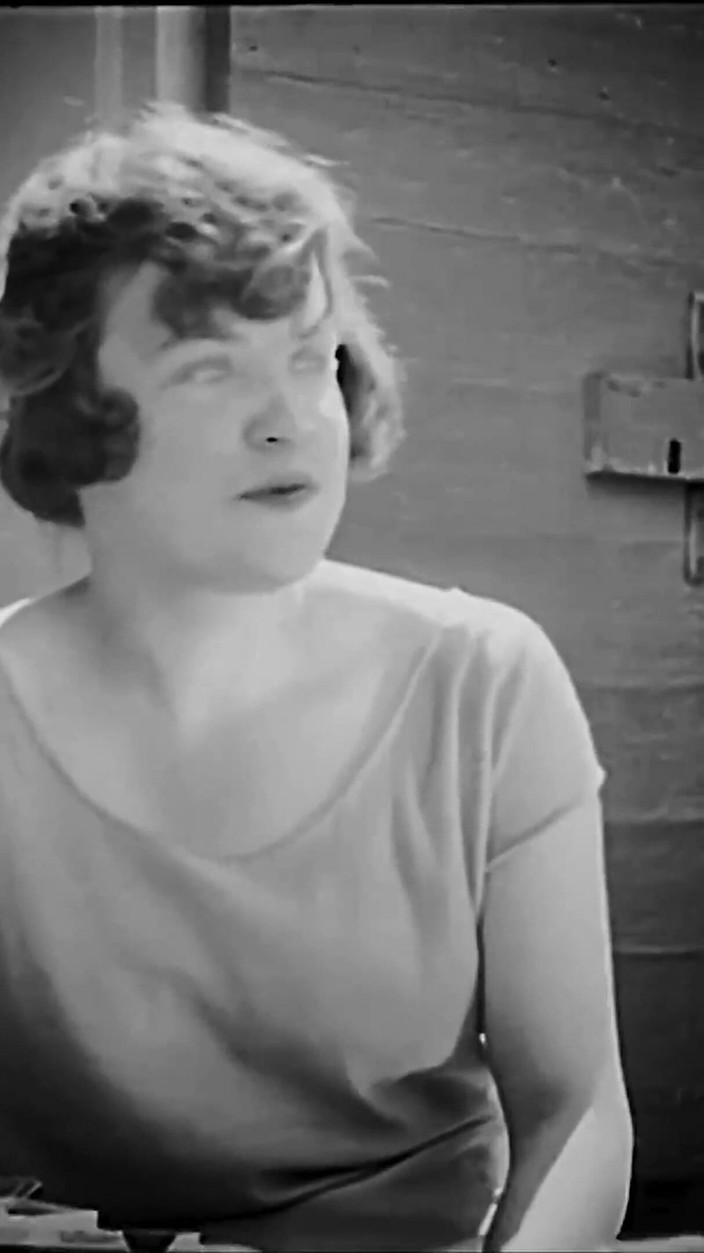 Vintage Erotic Archive: Čas na čaj