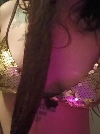 InkedDevilXxx: 有纹身的热辣西班牙可怕的热辣人妻拍摄自己