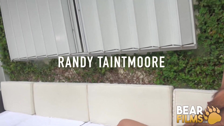 Bear Films: BEARFILMS Hairy bear Lanz Adams barebacks Randy Taintmoore