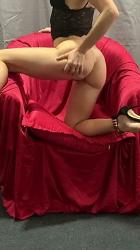 Casting for the Best Blowjob Among Blondes