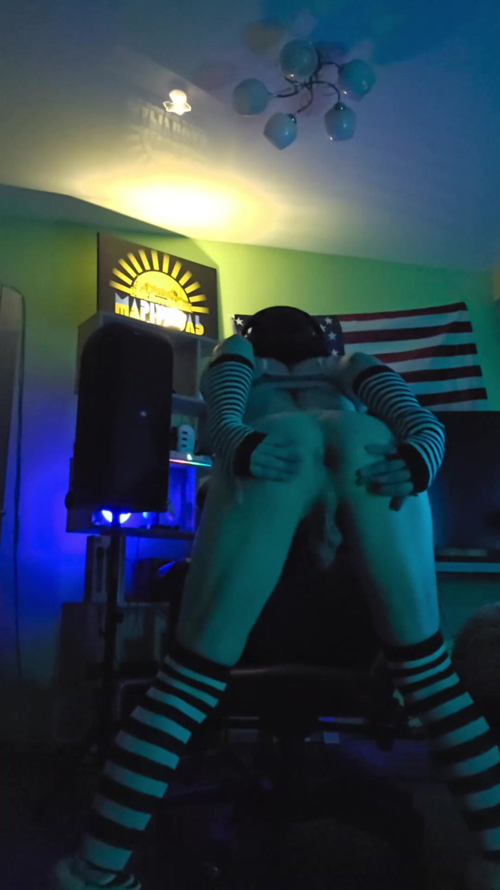 ALISA_XxX_: Alisaxxxcumshot efectuează intens solo crossdress fantasy în seara asta
