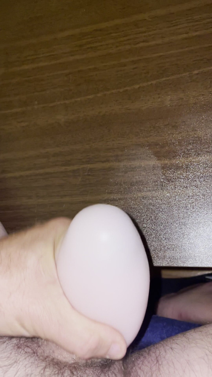 Otterxaddy: L'uovo ed il cazzo mi fa venire