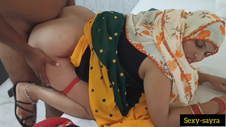 Sexy-sayra: 丈夫的朋友在他的房间里操了我