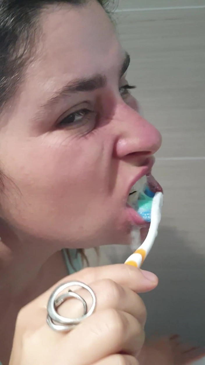 ExpressiaGirl: Stupid Stepdaughter Brushes Her Teeth with Cum, Stepdaddy Cheated Her