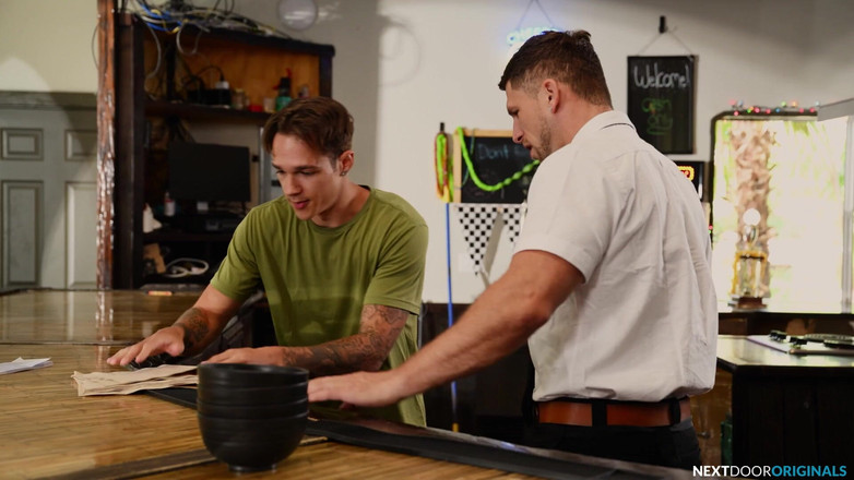 Next Door Studios: Nextdoororiginals abschlusszeit