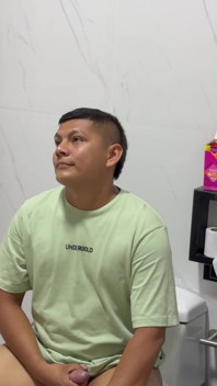 นี่แหละวิธีดูดน้ำว่าและเอาควยเย็ดตูดเพื่อรีดน้ำเงี่ยน