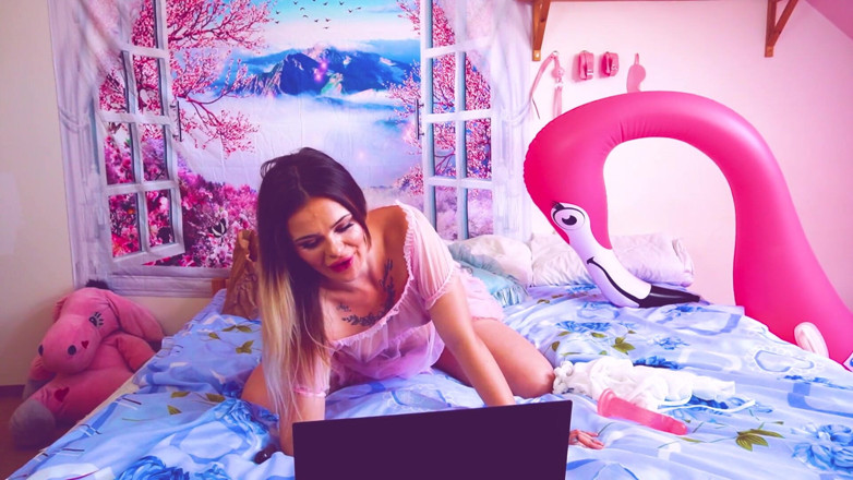 Luisa Star: Di sebalik tabir livechat saya
