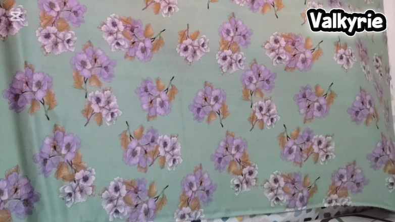 Valkyrie and Luigy Couple: Freundin lutscht lecker