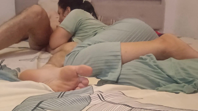 Ionut899: Ojczym Pieprzy Mnie Dobrze W Usta I Pozwala Ci Wejść...