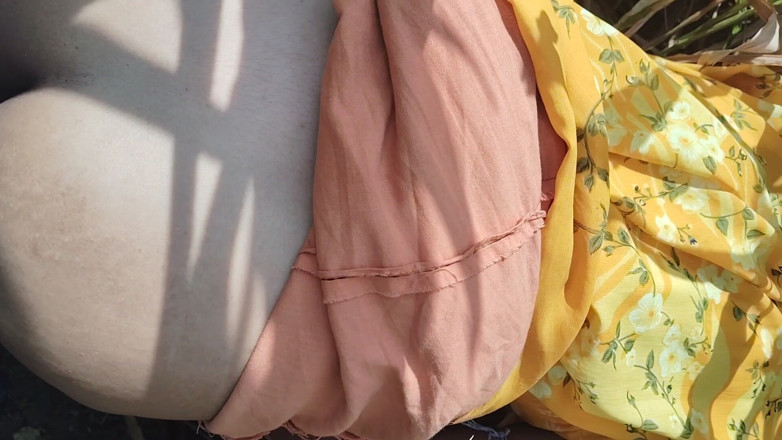 TinnyWatch1: Aku ngentot memek adik tiriku di ladang jagung