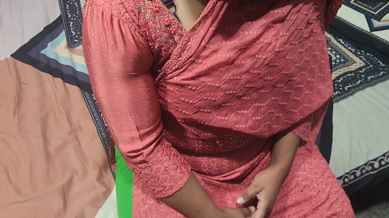 Banglavabi porn: Desi Indian Beautiful aunty Hardcore Sex With Huge Dick part 01