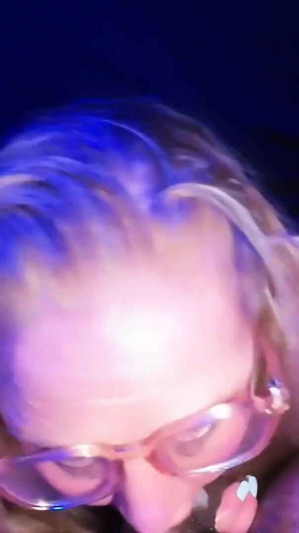 Blonde MILF Sucks and Deepthroat Cock Until Wig Falls off (Pure Deepthroat)