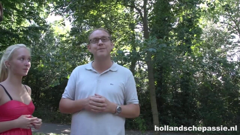 Hollandsche Passie: Esmee viene scopata in pubblico