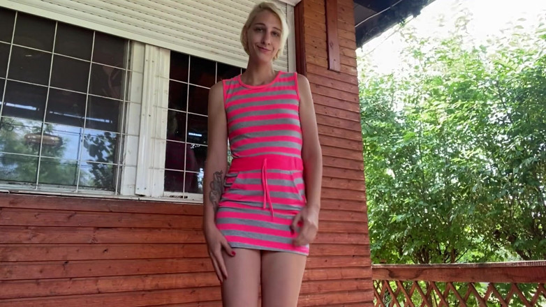 Cuteblonde666: Chlupatá kundička škádlení a roztahování
