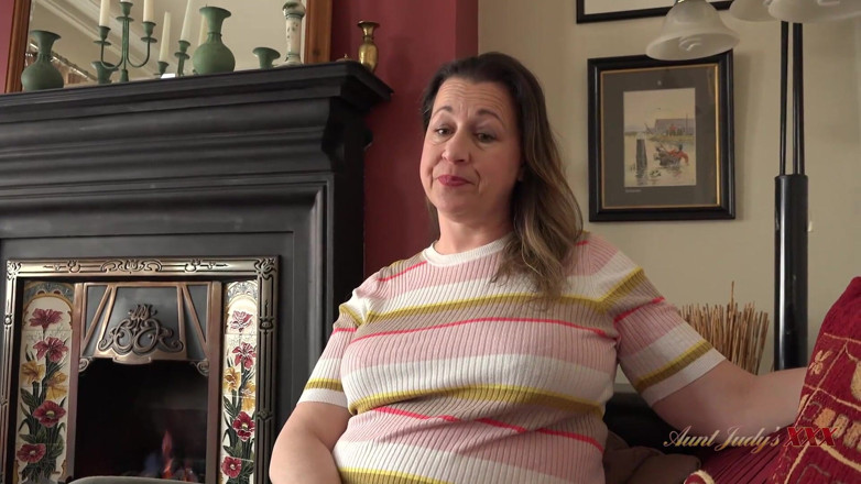 Aunt Judy's XXX: AuntJudysXXX - la tua matrigna tettona matura Eva Jayne succhia il...