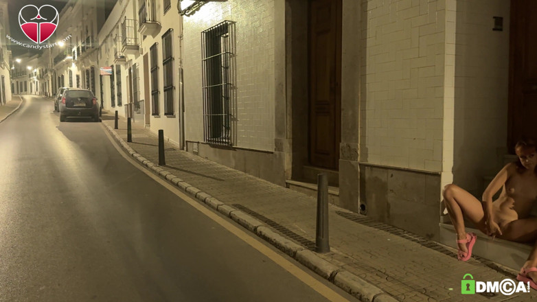 Candystart Videos: Riskantní masturbace Nahá v ulicích