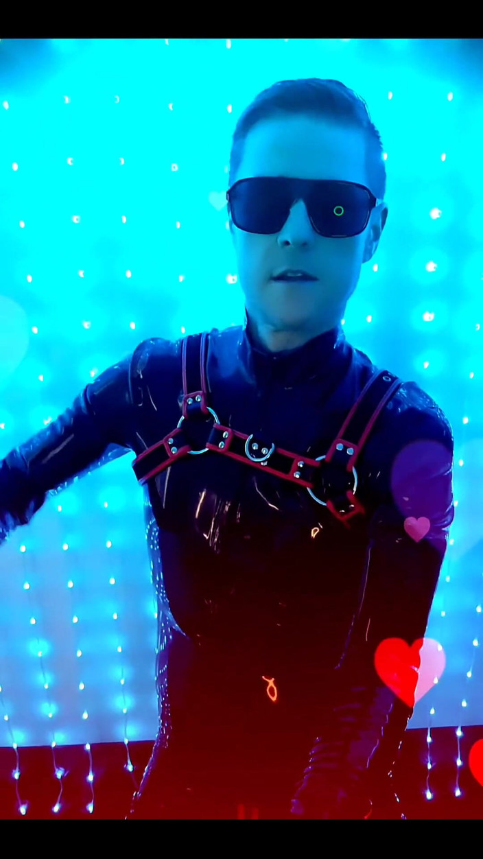 Roman Heart: Video outtake klipu pro můj nový reellatexrubberblackstyle