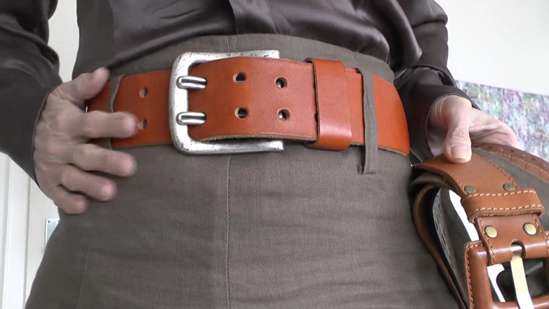 Lady Victoria Valente: Ekscytujące dopasowanie paska z lnianą spódnicą, część 1, Lady Victoria Valente