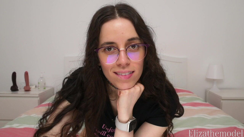 ElizaTheModel: Melihat Awak Dengan Lidah Saya