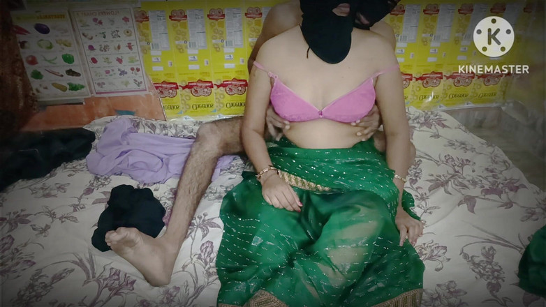 Poojakabir: Memenuhi Kebutuhan Saudara Perempuan Teman