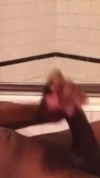 Melancap batang besar saya dengan pancutan mani besar