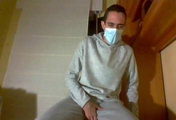 Slave Sparrow: Open Webcam Session with Clothespins and CBT