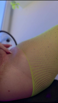 Hairy Pussy Gets Pumped