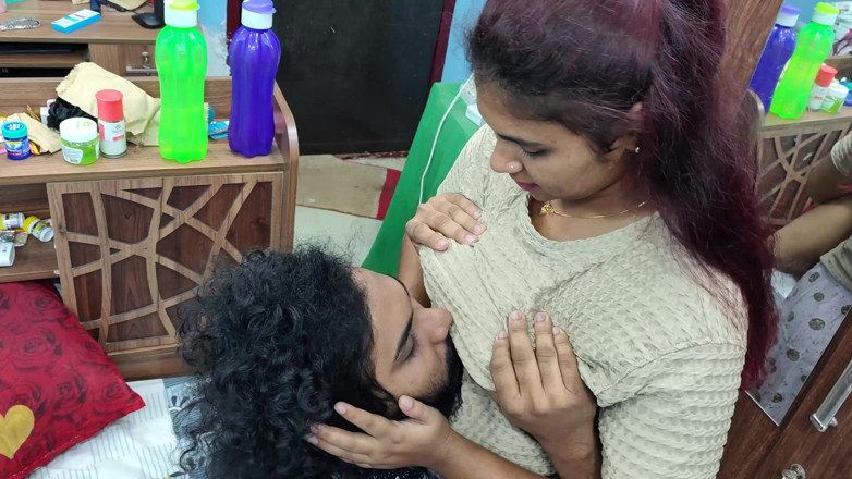 Vaishnavysharunraj: Ass Kiss Romance with Boobs Suck