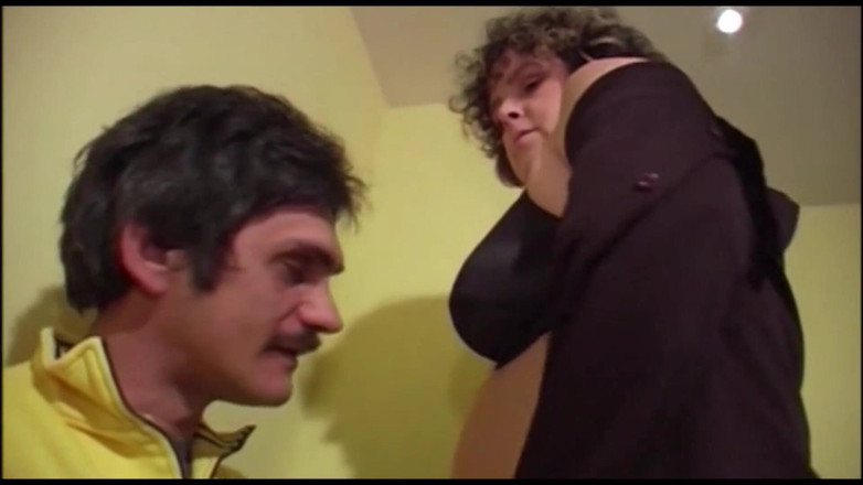 Deutschland porn: Magiczne Lustro