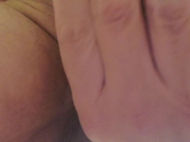 More Close-up P.o.v. From Underneath of Deep Asspussy Fucking with the Magic Hand! (Wantobottom53)