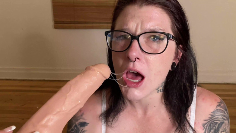 Missellie8: Dick Addicted Slut 4K