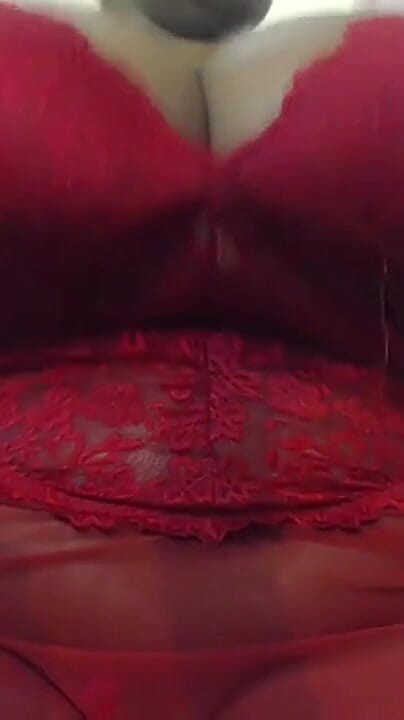 Legendary Booty Overdose: Donnona nera in lingerie provocante