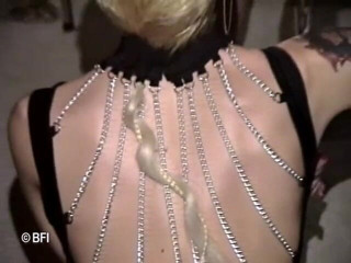 House of lords and mistresses in the spanking zone: Latex chick punishing her lesbian friend