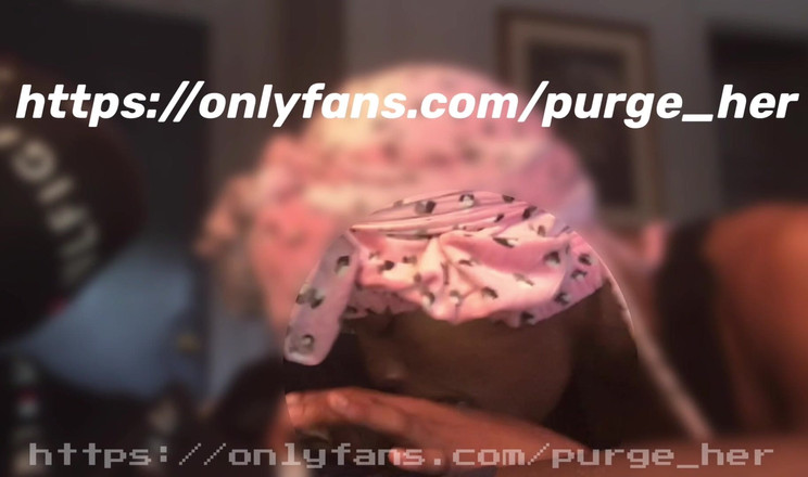 Purge_her: Betrügende freundin lutscht schwanz