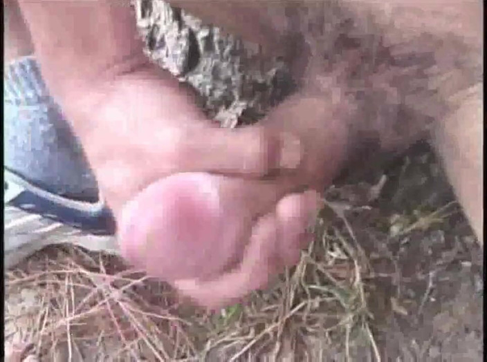 Shemale videos: Ragazzo latino usata dal grosso cazzo e dalle tette transessuali
