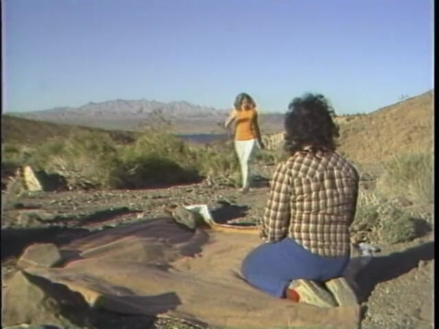 Outdoor Fucktivities: white housewife fuck outside