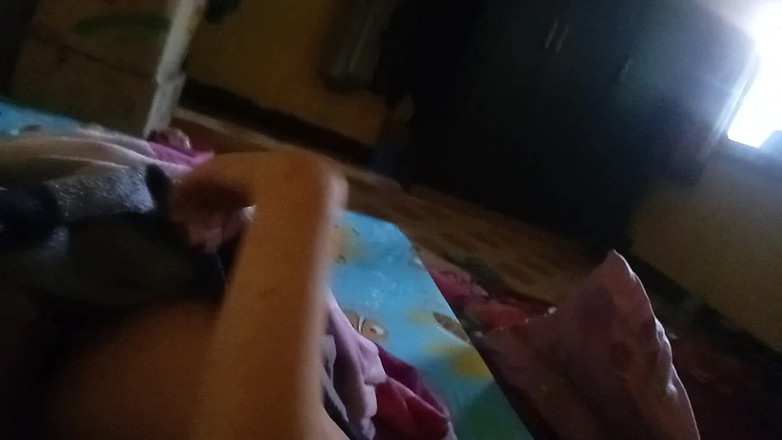 Anim: Saya Entot Adik Saya Yang Sedang Berbaring Di Kasur