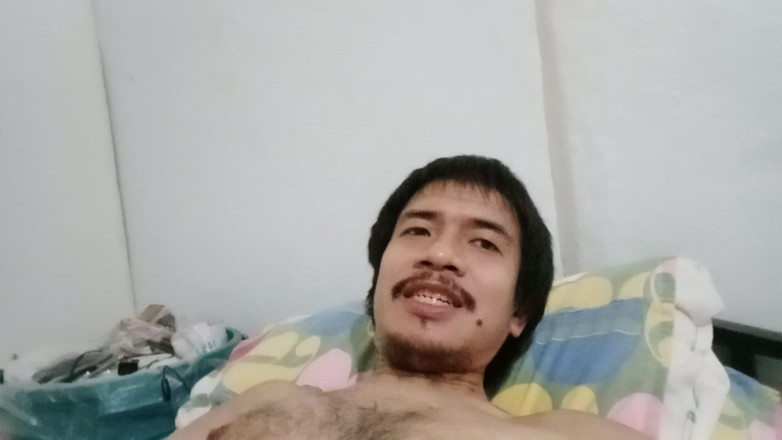 Piolo Alberto: Sitting to Lying Down Masturbation