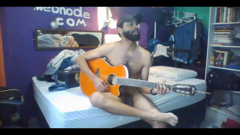 i7Bernard: Chitarra 01