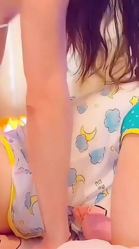 하드코어하게 따먹히는 게이머 소녀!!