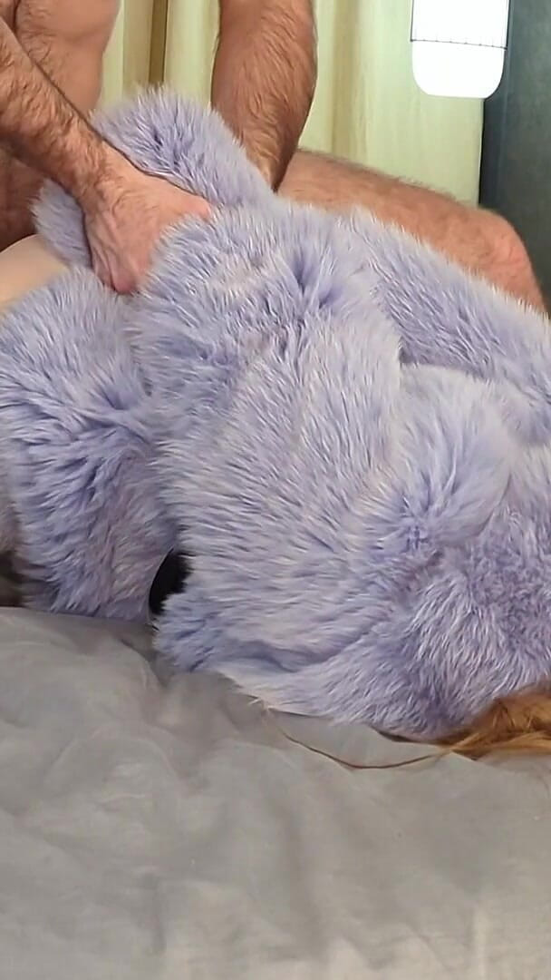 Fur Fetish Sex! Huge Cumshot on Purple Fur Coat (OttaKoi) Fur Fetish Sex! Huge Cumshot on Purple Fur Coat (OttaKoi)