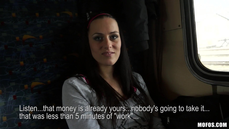 Public Pickups: Openbare ophaaldiensten - tengere euro babe Mea Melone neemt een vreemde...