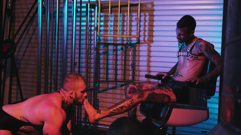 Bondage Bros: Ryan Dominates
