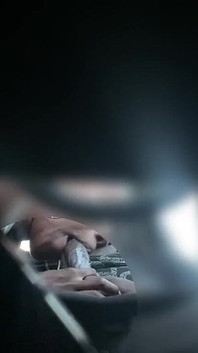 Xem lén đầu quỷ