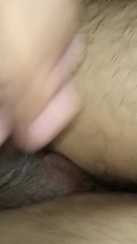New Video 2025 Romantic Teen Girl Cums Like a Fountain