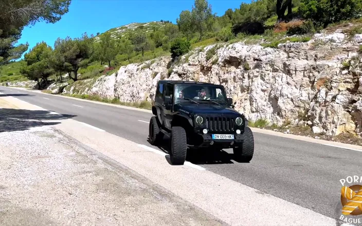 Porno Baguette: Marta, Gorgeous Woman, Gets Fucked Really Hard in a Car!
