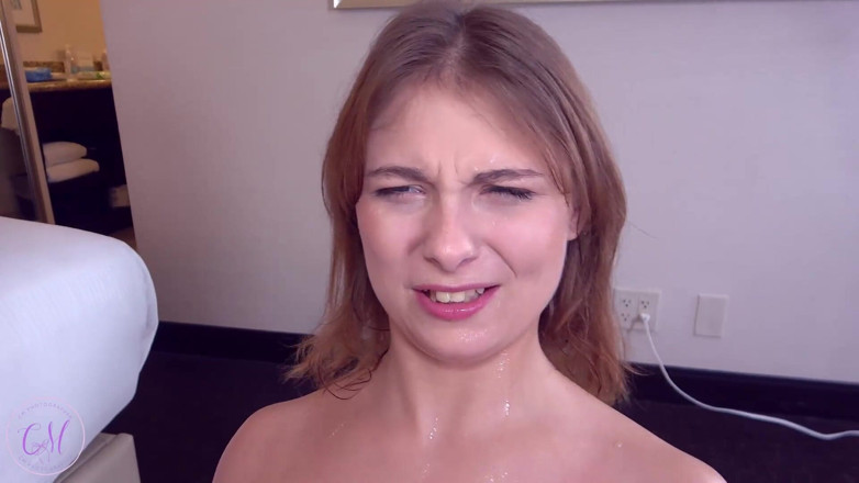 Chris Marxxx: Ginger Grey: Интервью с писсингом