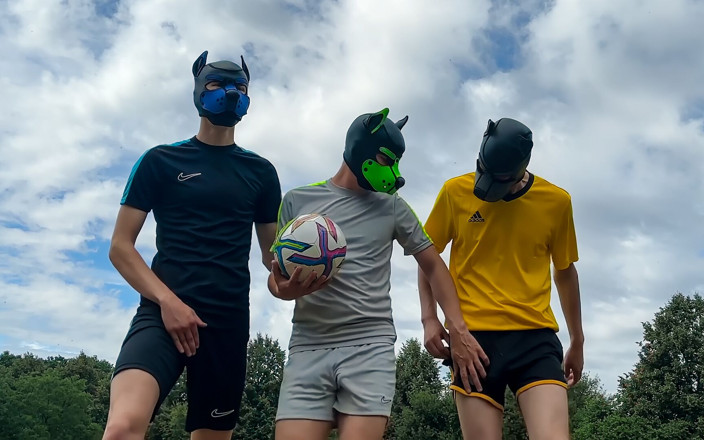 Project Y studios: Fetiche de gêmeos de futebol