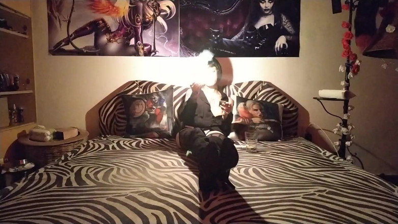 Beth Kinky: Got pyromaniac 01